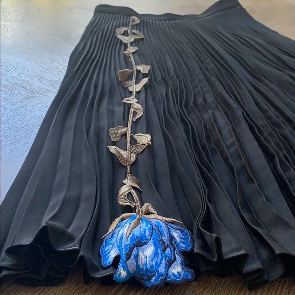 CHRISTOPHER KANE AW16 Embroidered Pleated Floral Skirt 8 - Picture 9 of 14